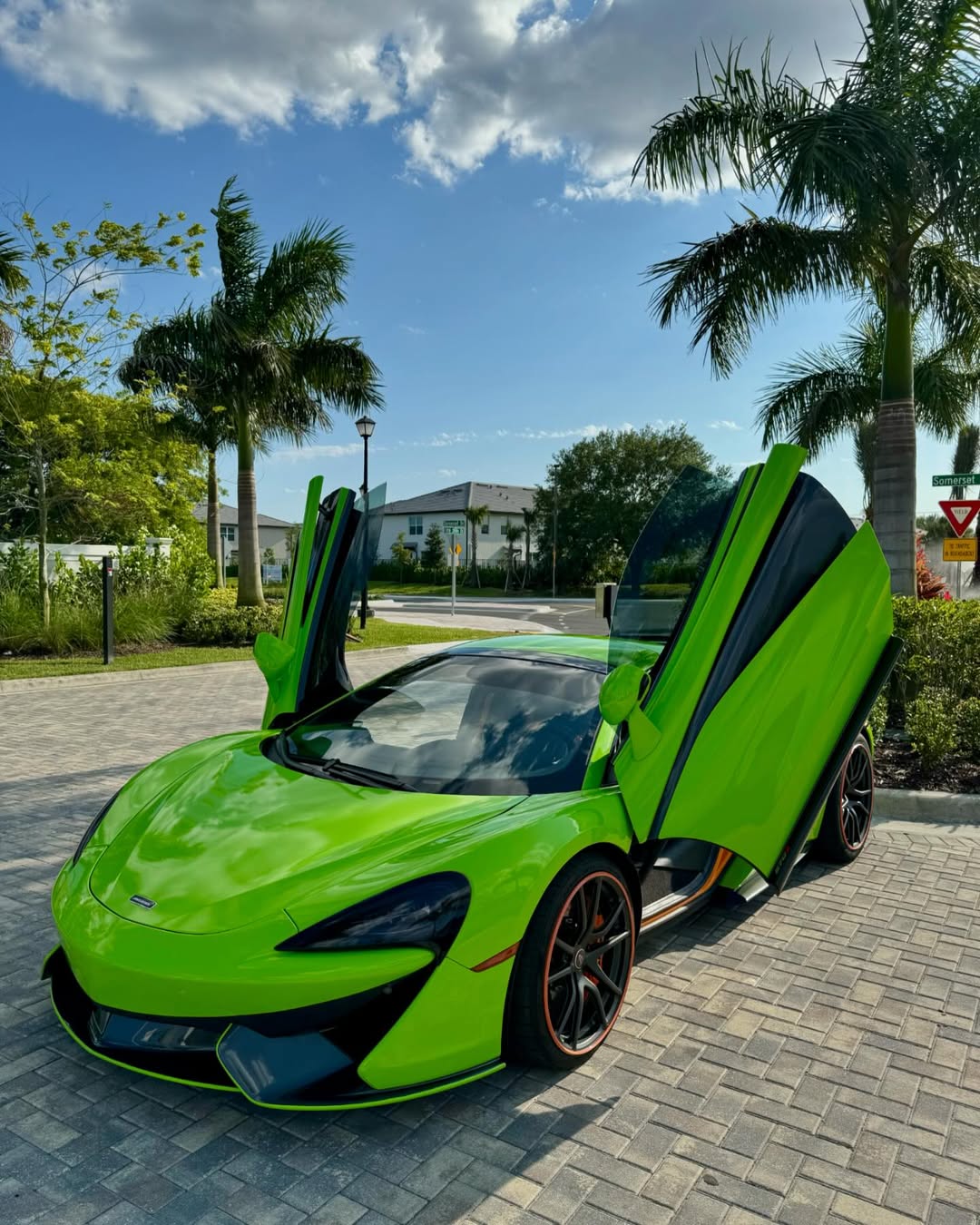 Delray Beach car wrap service by Moe Wraps