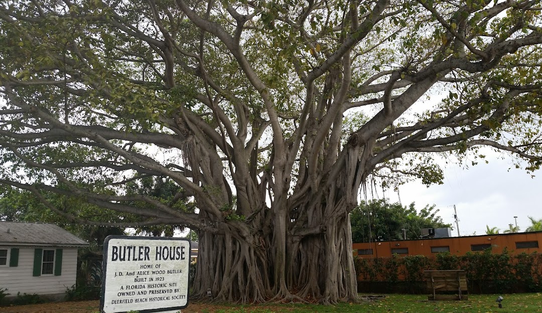 Historic Deerfield Beach Florida area served by Moe Wraps